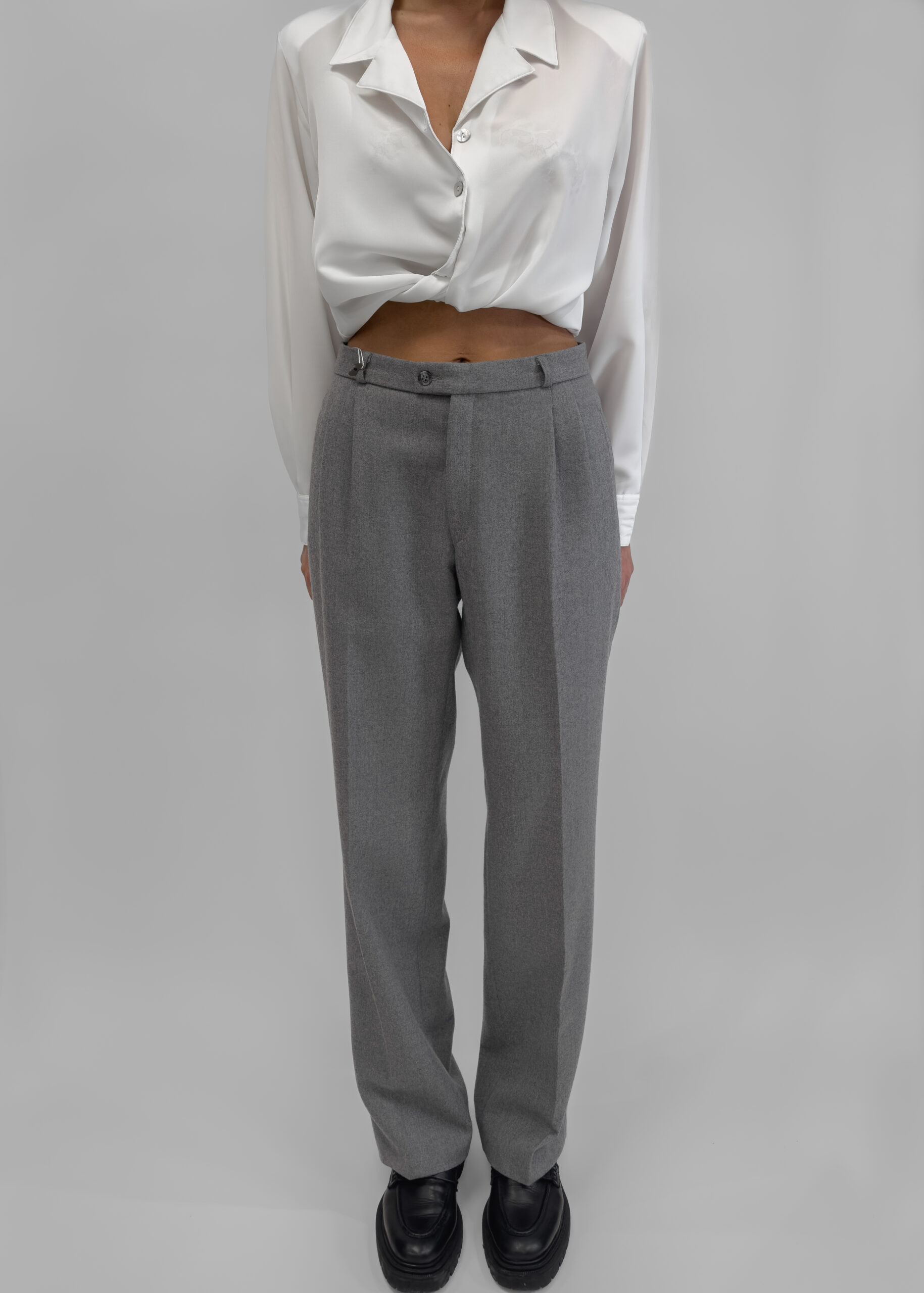 Elegant wool trousers