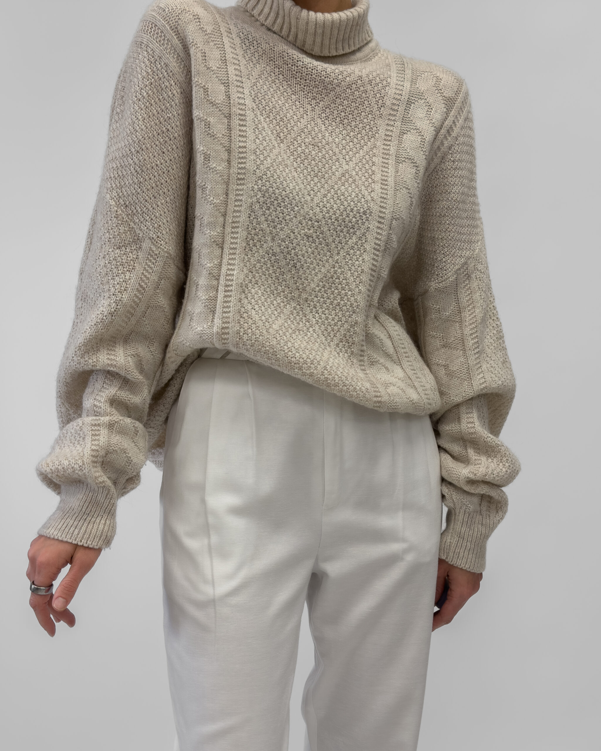 Alpaca wool oversized sweater