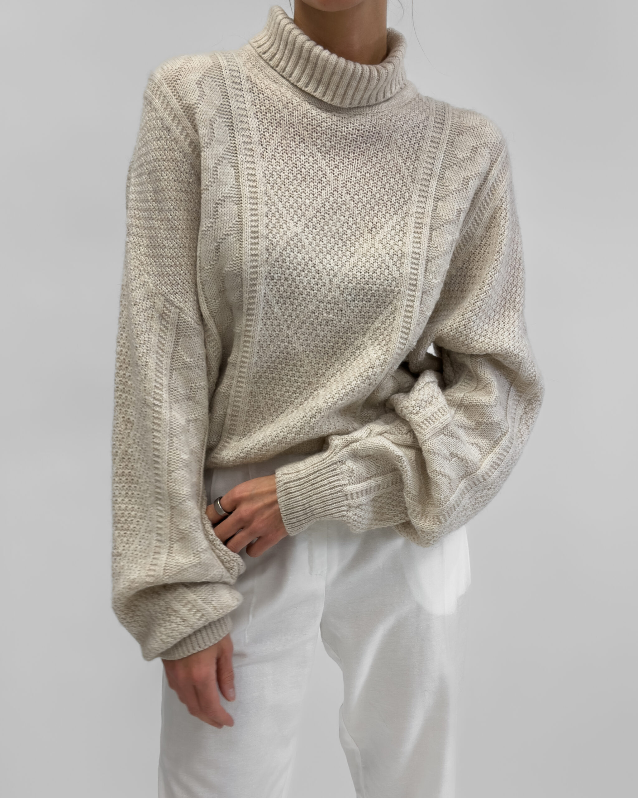 Alpaca wool oversized sweater