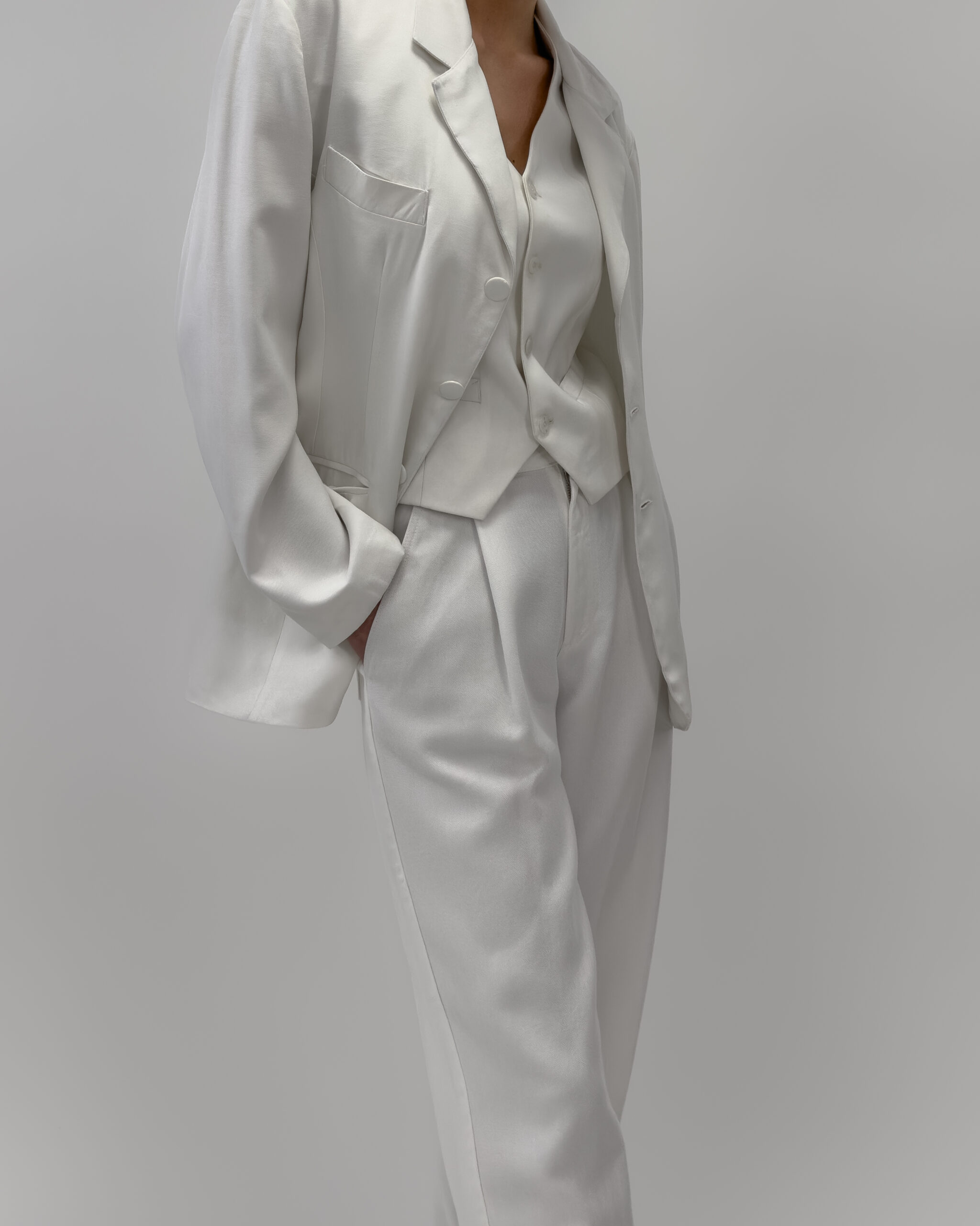 Konsinski Elegant Blazer in Bright White