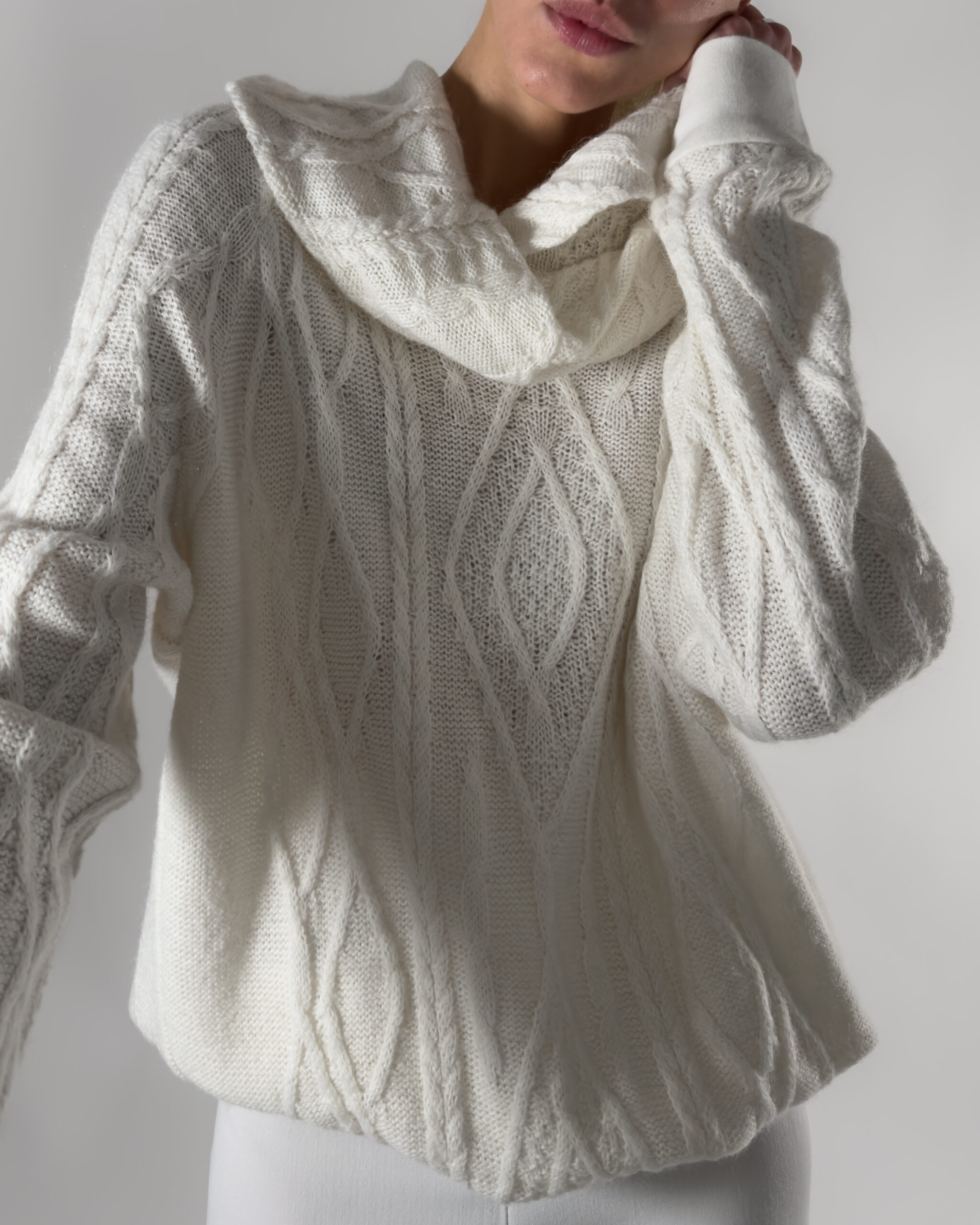 Oversized Wool Sweater | White