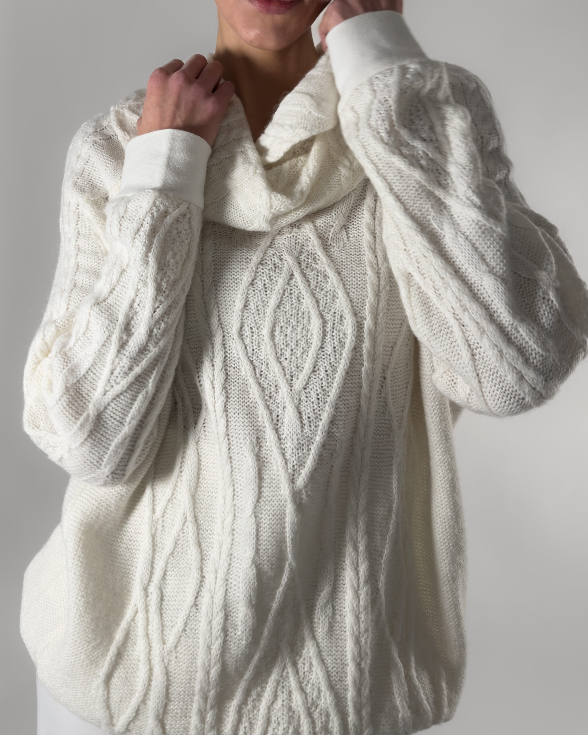 Oversized Wool Sweater | White