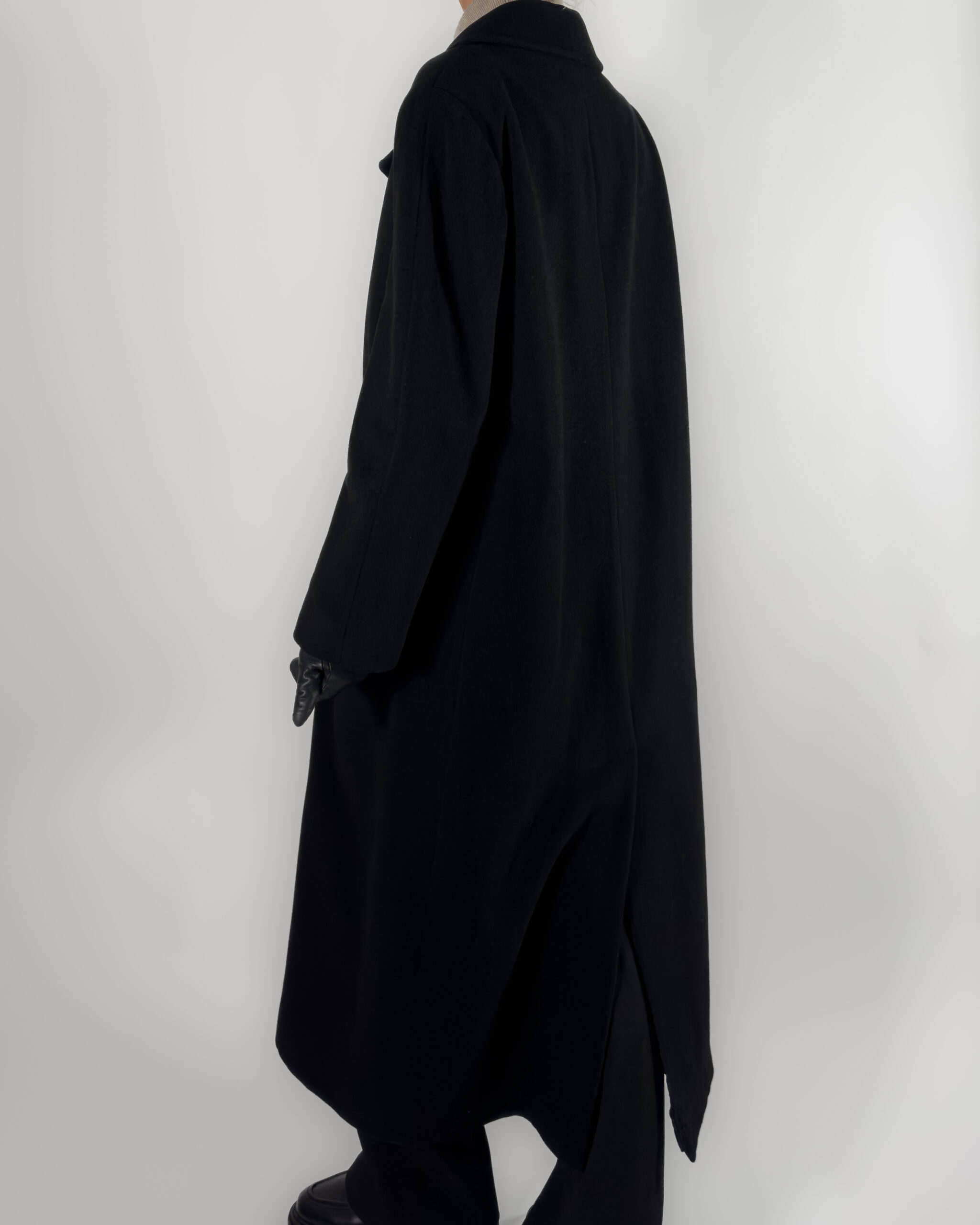 Long Cashmere & Lambswool Coat | Black