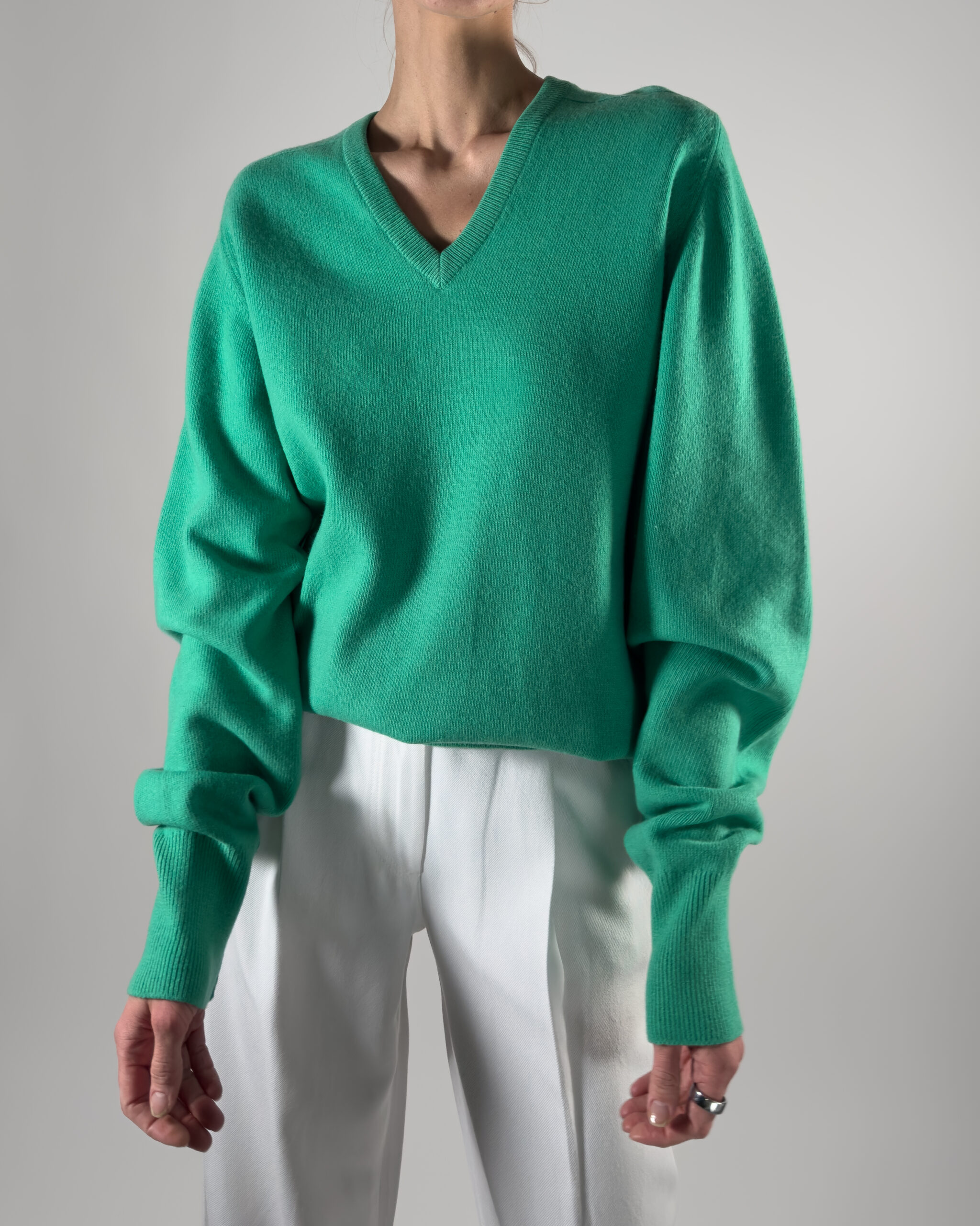 Ballantyne Pure Wool V-Neck Sweater | Green