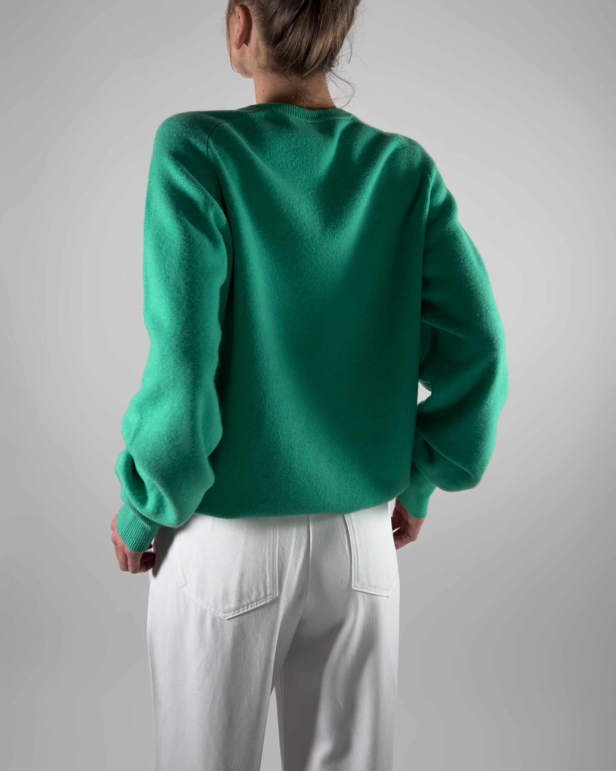 Ballantyne Pure Wool V-Neck Sweater | Green