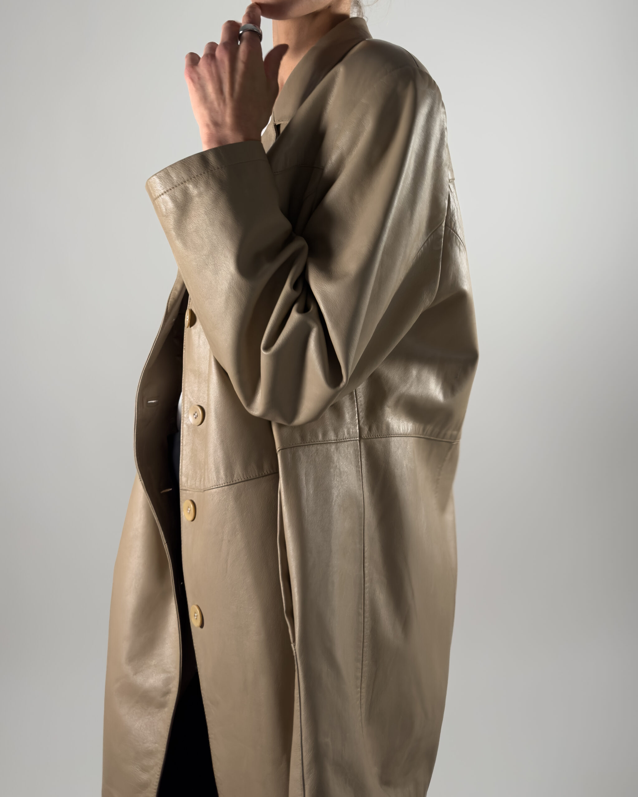 Oversized Genuine Leather Coat | Taupe