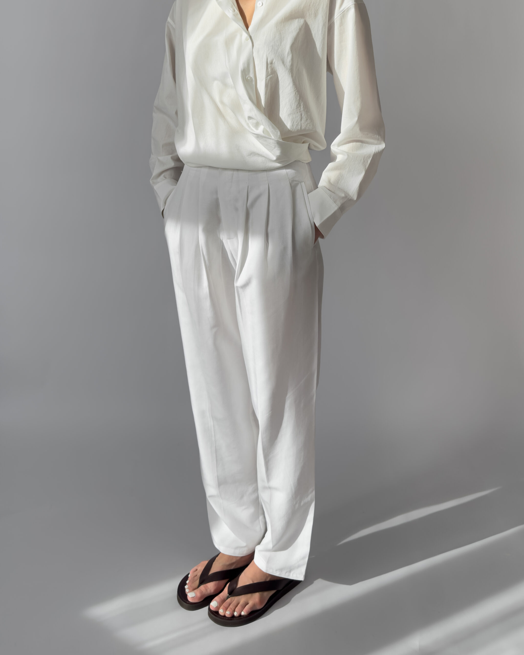 Pleated Linen-Blend Trousers | White