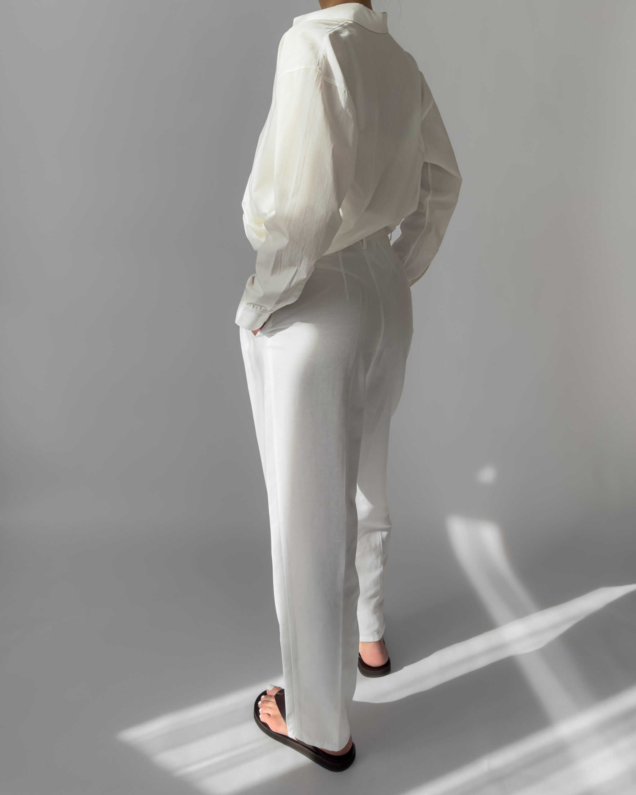 Pleated Linen-Blend Trousers | White