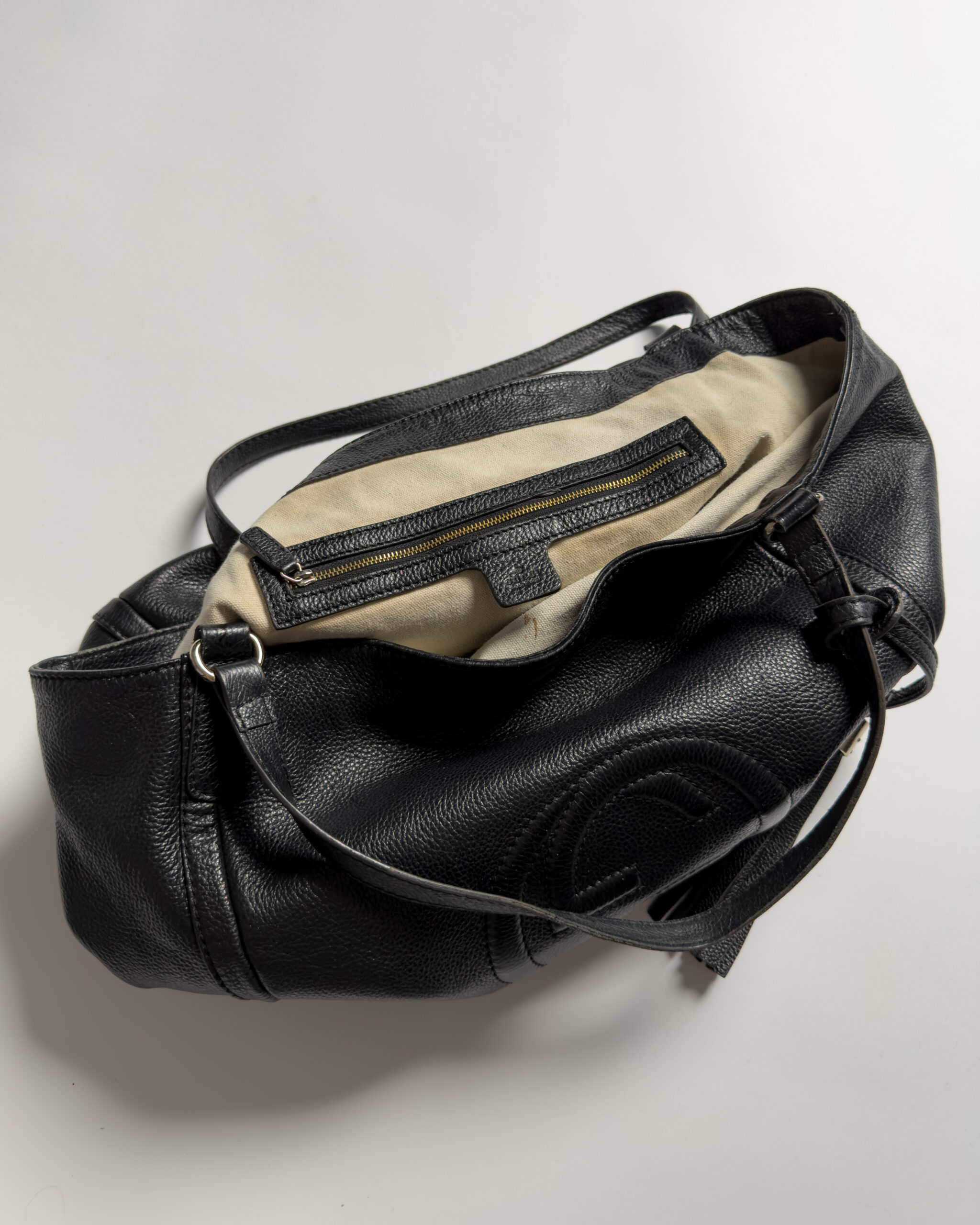 Gucci Soho Leather Hobo Bag | Black