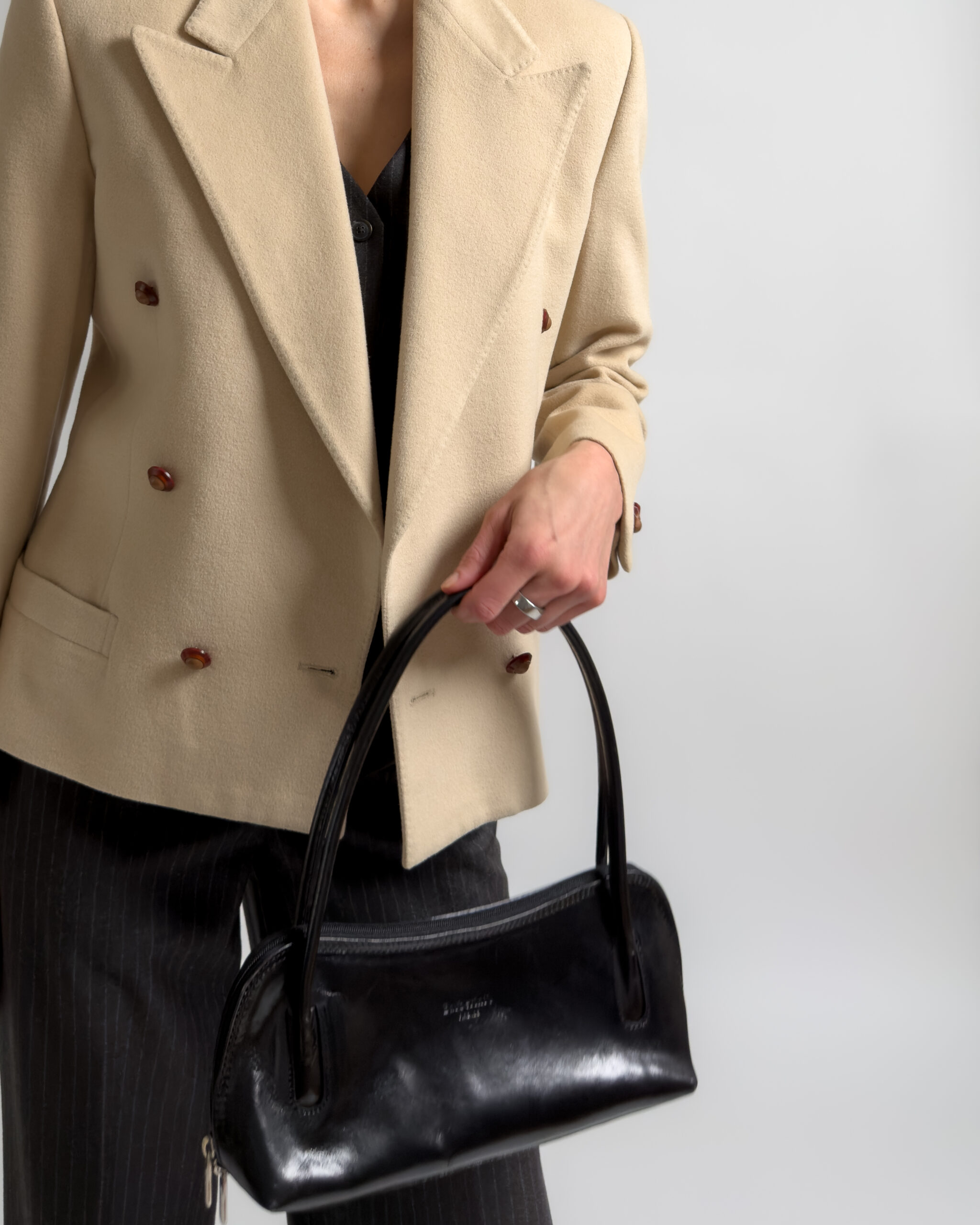 Italian Vintage Leather Shoulder Bag | Black