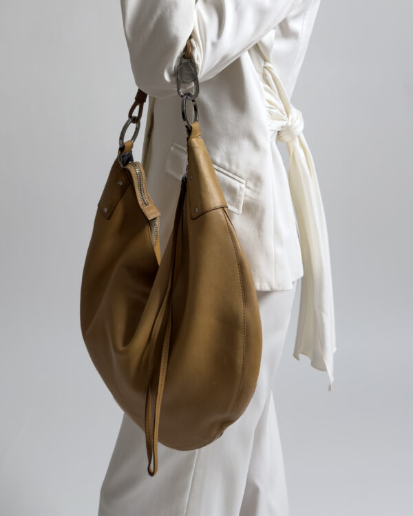 Gucci Leather Half Moon Bag | Camel